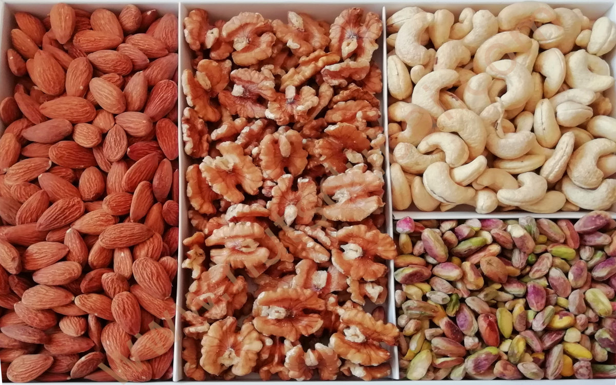 Diwali Nuts & Dry Fruit Gift Boxes In Dubai U.A.E